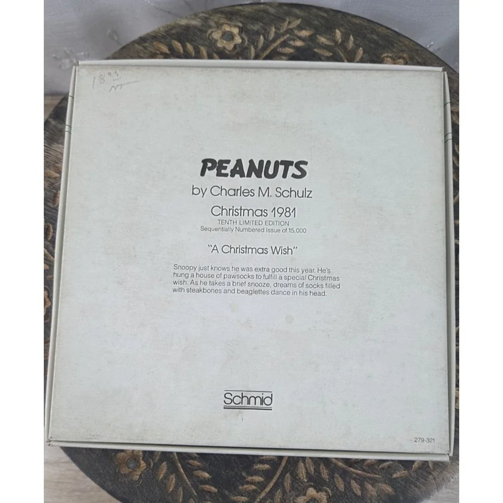 Schmid‎ Peanuts Snoopy Christmas 1981 Plate -Tenth Limited Edition Numbered
